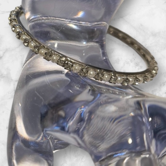 FREE 💟💎Vintage Bracelet with Faux Pearls and Clear Stones - Picture 5 of 15